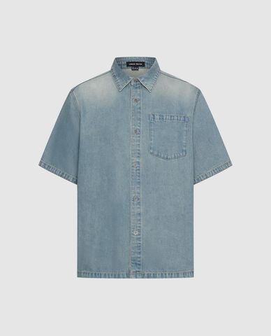  URBAN REVIVO - Áo sơ mi denim nam cổ bẻ tay ngắn 