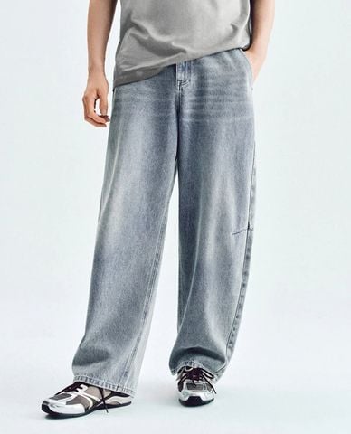  URBAN REVIVO - Quần jeans nam ống rộng wash bạc 