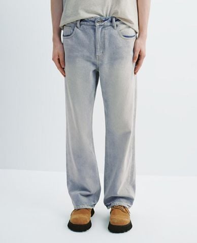  URBAN REVIVO - Quần jeans nam ống rộng wash bạc 