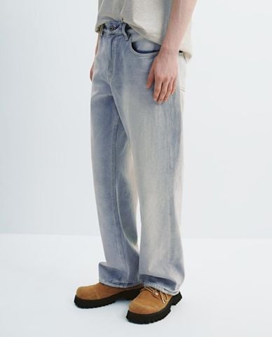  URBAN REVIVO - Quần jeans nam ống rộng wash bạc 