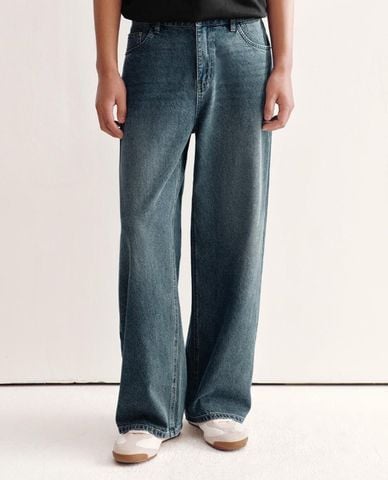  URBAN REVIVO - Quần jeans nam ống rộng wash bạc 