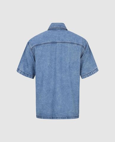  URBAN REVIVO - Áo sơ mi denim nam cổ bẻ tay ngắn 