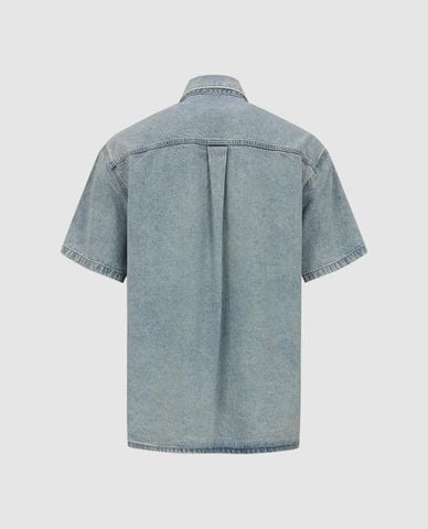  URBAN REVIVO - Áo sơ mi denim nam tay ngắn phối hoa 