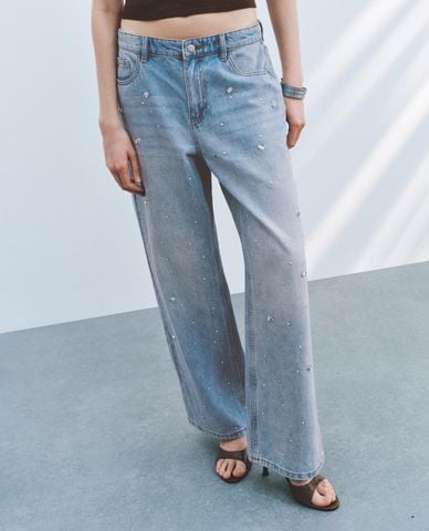  URBAN REVIVO - Quần jeans nữ ống rộng đính đá 