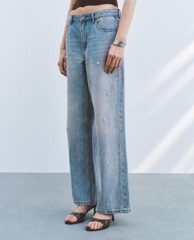  URBAN REVIVO - Quần jeans nữ ống rộng đính đá 