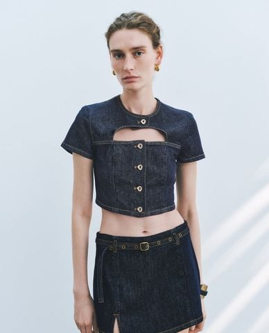  URBAN REVIVO - Áo croptop nữ denim tay ngắn phối nút 