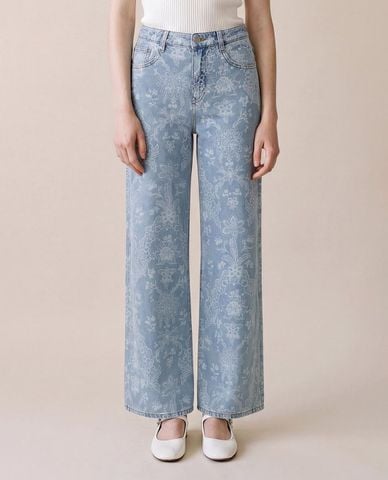  URBAN REVIVO - Quần jeans nữ ống rộng họa tiết hoa 