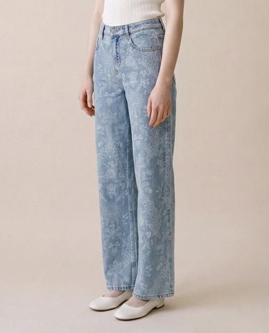  URBAN REVIVO - Quần jeans nữ ống rộng họa tiết hoa 