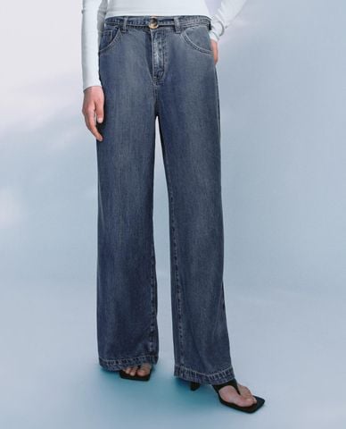  URBAN REVIVO - Quần jeans nữ ống rộng phối thắt lưng 