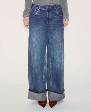  URBAN REVIVO - Quần jeans nữ ống rộng wash bạc gập gấu 