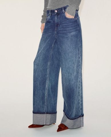  URBAN REVIVO - Quần jeans nữ ống rộng wash bạc gập gấu 