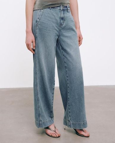  URBAN REVIVO - Quần jeans nữ ống rộng wash bạc 