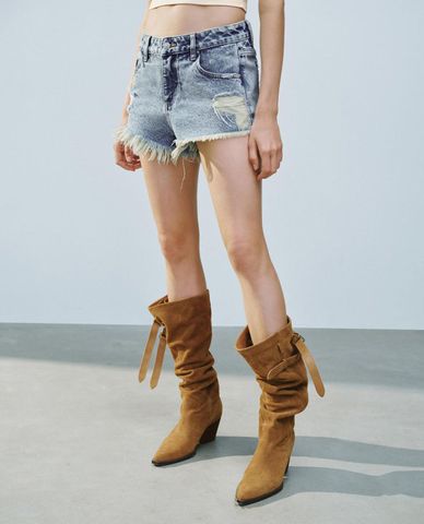  URBAN REVIVO - Quần short jeans nữ Leisure 
