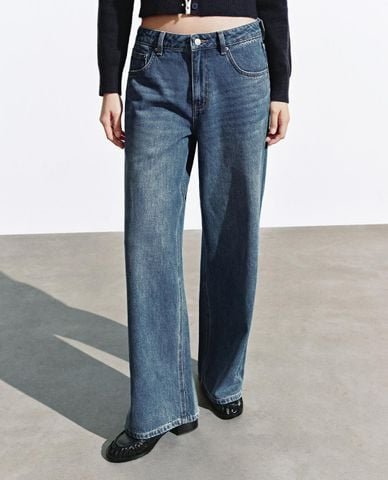  URBAN REVIVO - Quần jeans nữ ống rộng wash bạc 