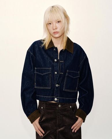  URBAN REVIVO - Áo khoác denim nữ cổ bẻ tay dài phối nút 