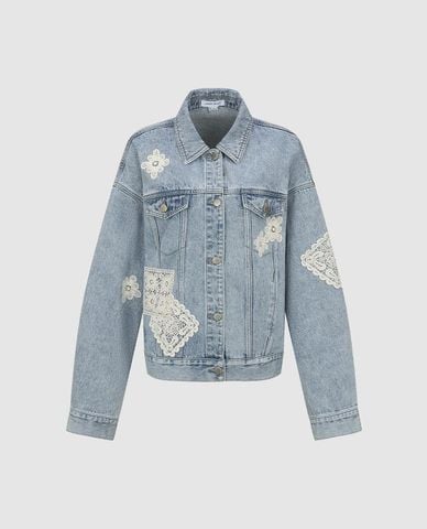  URBAN REVIVO - Áo khoác denim nữ cổ bẻ tay dài phối ren 