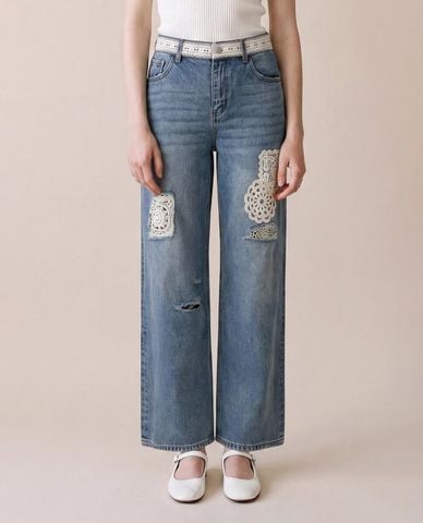  URBAN REVIVO - Quần jeans nữ ống rộng phối ren 