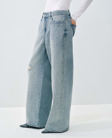  URBAN REVIVO - Quần jeans nữ ống rộng rách gối đính đá 