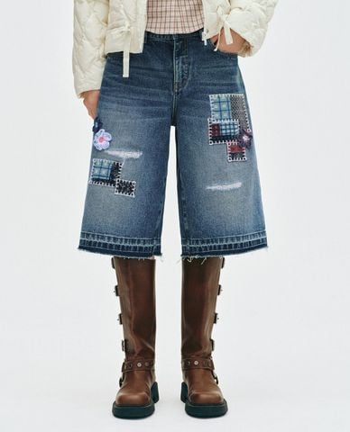  URBAN REVIVO - Quần short jeans nữ ngang gối wash bạc 
