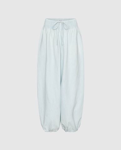  URBAN REVIVO - Quần jeans nữ ống rộng lưng thun bo gấu 