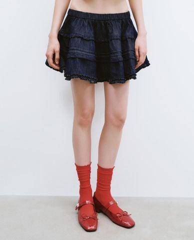  URBAN REVIVO - Chân váy denim mini phối bèo 