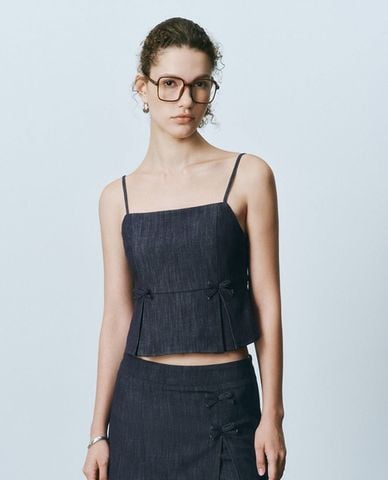  URBAN REVIVO - Áo hai dây denim phối nơ nữ tính 
