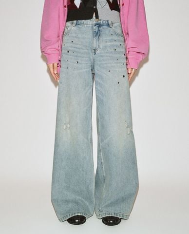  URBAN REVIVO - Quần jeans nữ ống rộng wash bạc đính đá 