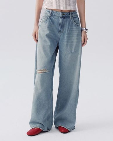  URBAN REVIVO - Quần jeans nữ ống rộng rách gối cá tính 