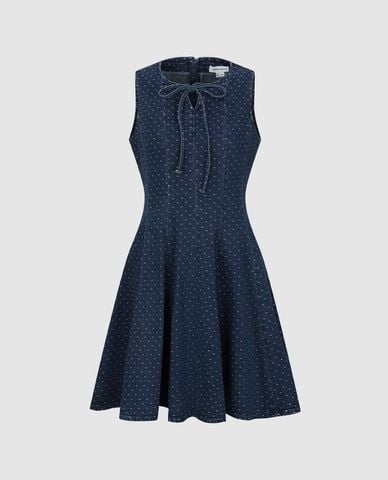  URBAN REVIVO - Đầm denim mini sát nách chấm bi 