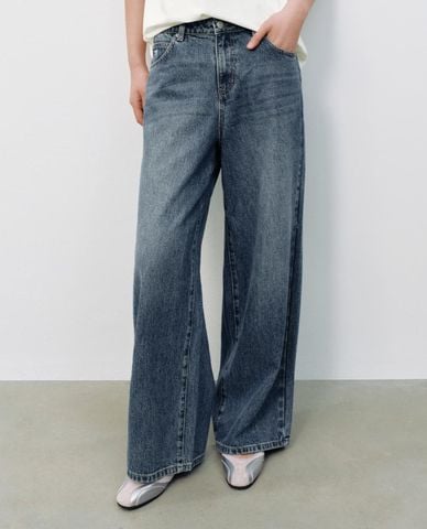  URBAN REVIVO - Quần jeans nữ ống rộng wash bạc 