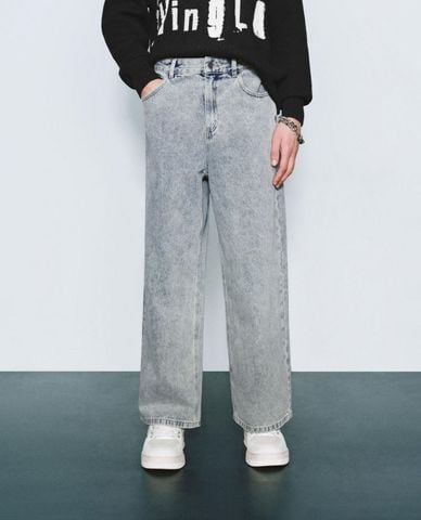  URBAN REVIVO - Quần jeans nam ống rộng hiện đại 
