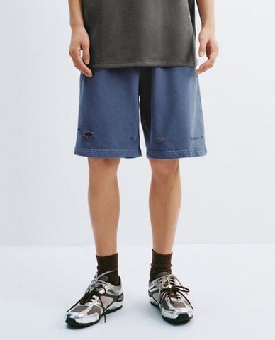  URBAN REVIVO - Quần short nam ống rộng lưng thun 