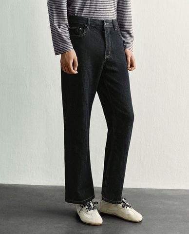  URBAN REVIVO - Quần jeans nam ống đứng hiện đại 