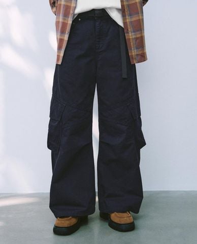  URBAN REVIVO - Quần jeans nam ống rộng túi hộp 