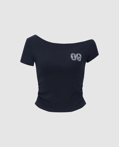  URBAN REVIVO - Áo trễ vai nữ phom ôm cá tính 