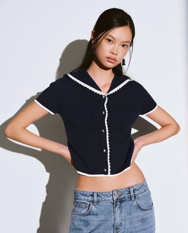  URBAN REVIVO - Áo dệt kim nữ tay ngắn cổ bẻ viền ren 