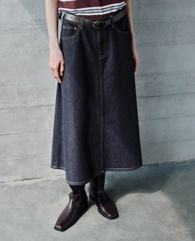  URBAN REVIVO - Váy denim midi phối thắt lưng 