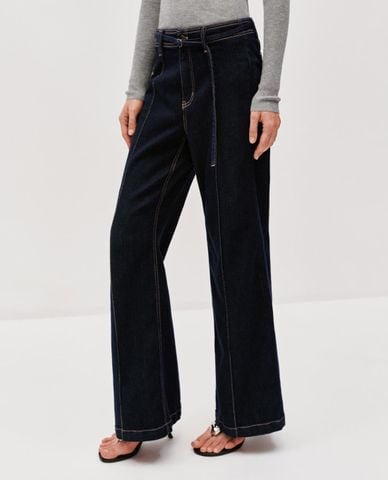  URBAN REVIVO - Quần jeans nữ ống rộng chỉ nổi 