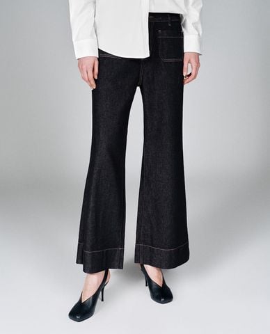  URBAN REVIVO - Quần jeans nữ ống loe phối túi 