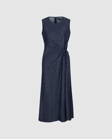  URBAN REVIVO - Đầm denim midi sát nách xoắn eo 