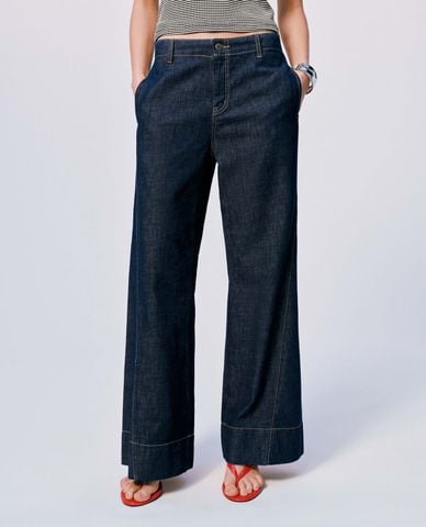  URBAN REVIVO - Quần jeans nữ ống loe tối giản 