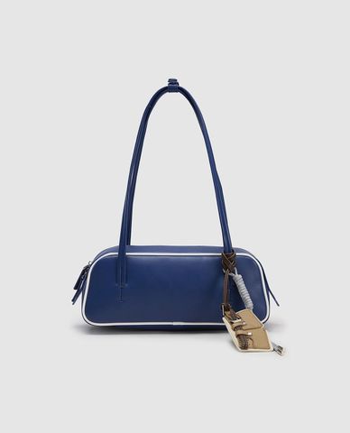  URBAN REVIVO - Túi đeo vai nữ hình thang phối charm 