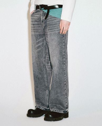  URBAN REVIVO - Quần jeans nam ống rộng wash bạc 