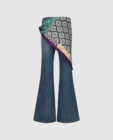  URBAN REVIVO - Quần jeans nữ ống loe wash bạc phối khăn 