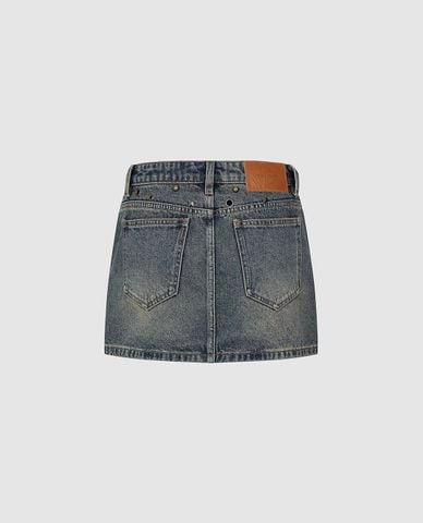  URBAN REVIVO - Chân váy denim mini đính đinh tán 