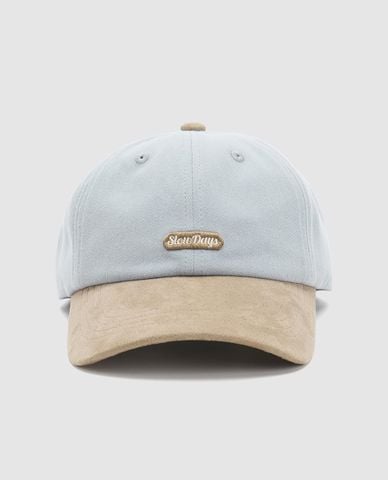  URBAN REVIVO - Nón bóng chày nữ phối màu thêu chữ 