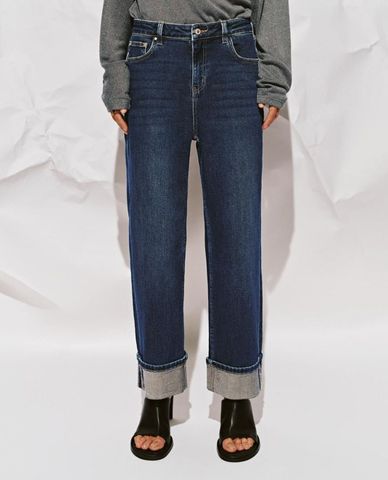  URBAN REVIVO - Quần jeans nữ ống đứng xắn gấu 