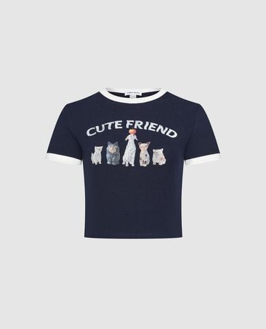  URBAN REVIVO - Áo croptop nữ cổ tròn tay ngắn in hoạ tiết 