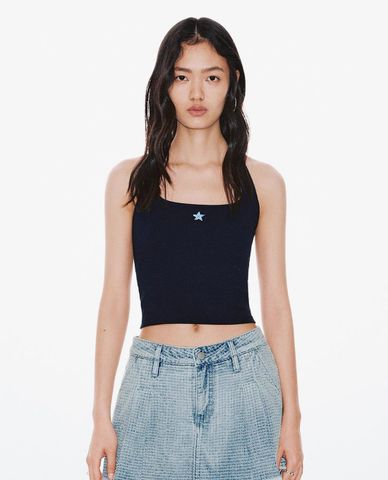  URBAN REVIVO - Áo kiểu nữ cổ yếm phom croptop 