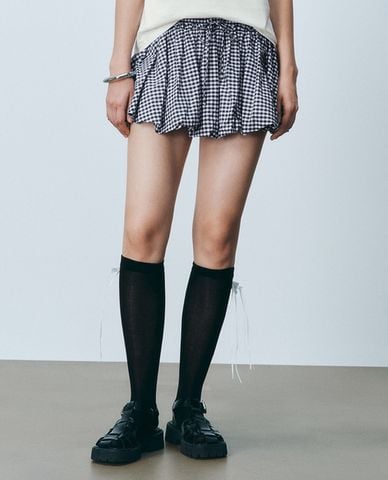  URBAN REVIVO - Chân váy chữ A mini sọc caro 